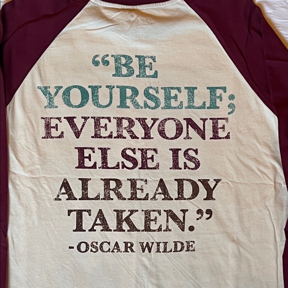 Peek Maroon and Cream Long Sleeve Oscar Wilde Front/Back Tee - Picture 4 of 6